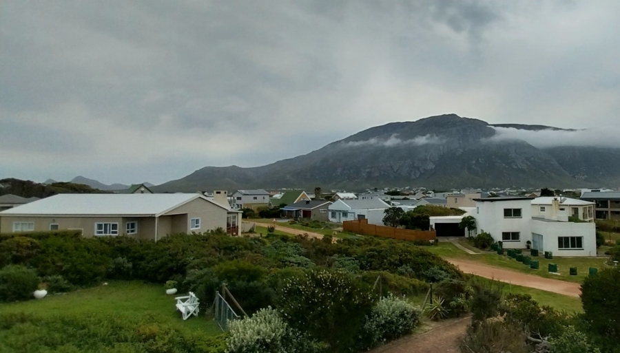 4 Bedroom Property for Sale in Bettys Bay Western Cape